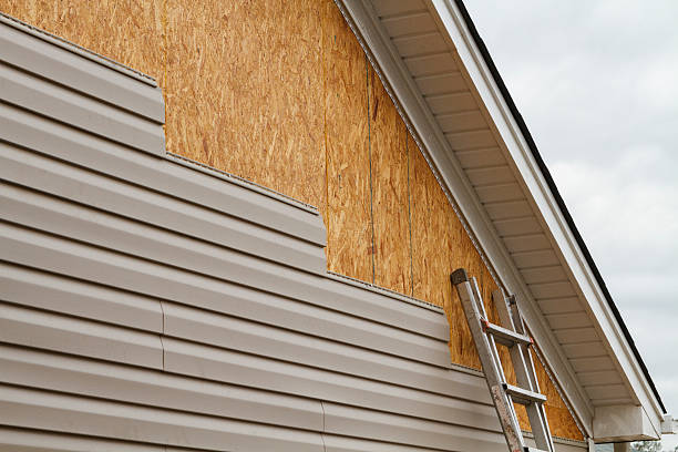 24/7 Emergency Vinyl Siding experts in Finleyville, PA
